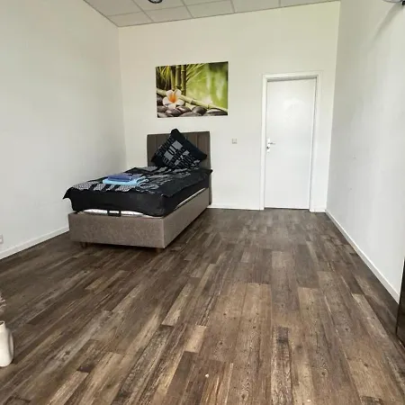 Mobliertes 5-zimmer-apartment - Kafertal * مانهايم
