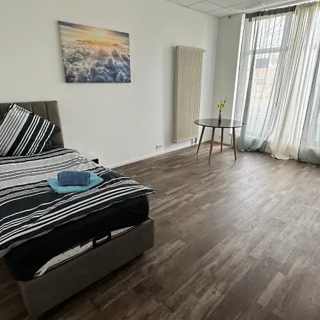 شقة Mobliertes 5-zimmer-apartment - Kafertal